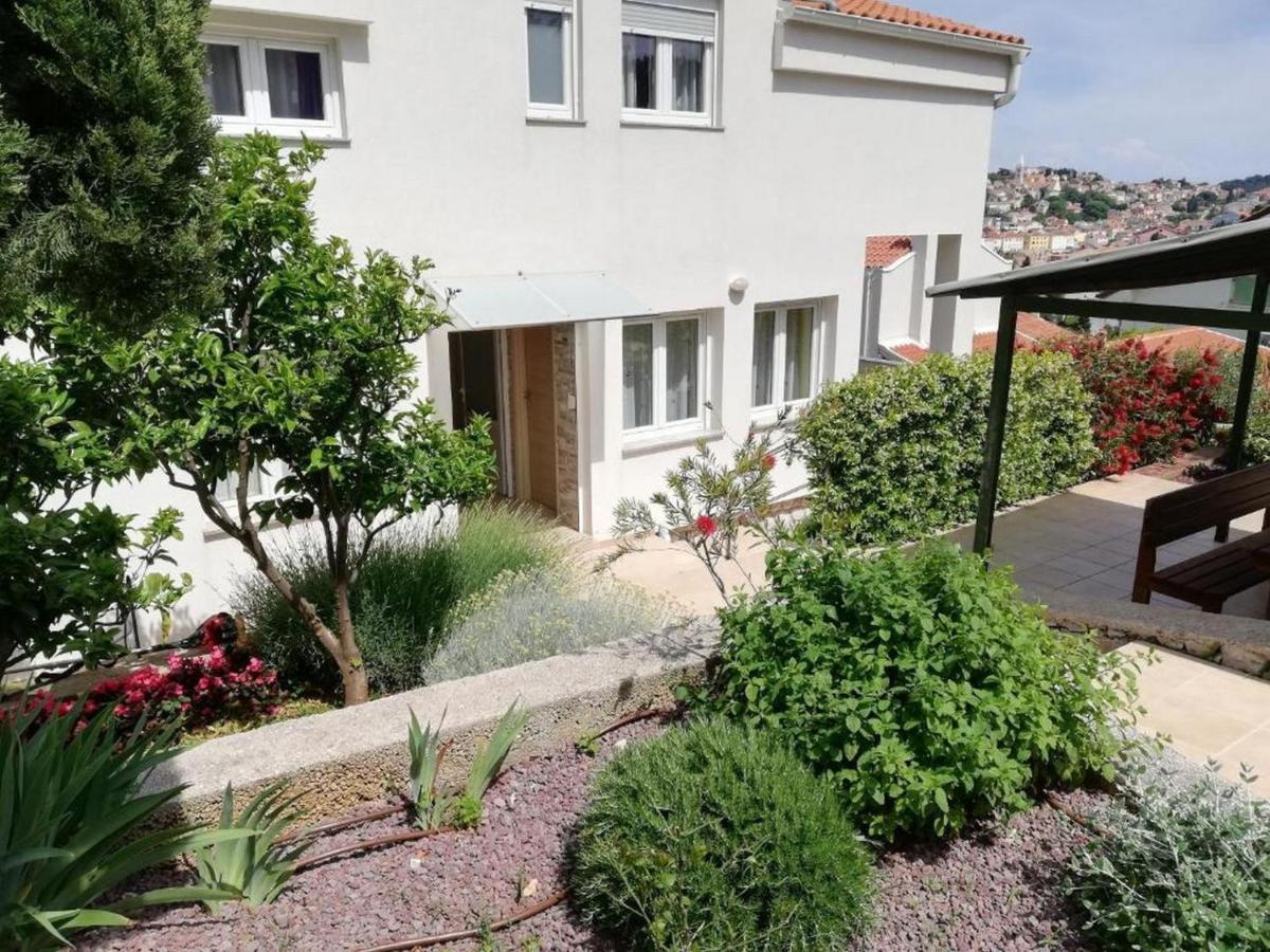 Apartments Joni Cikat Mali Lošinj Exterior foto