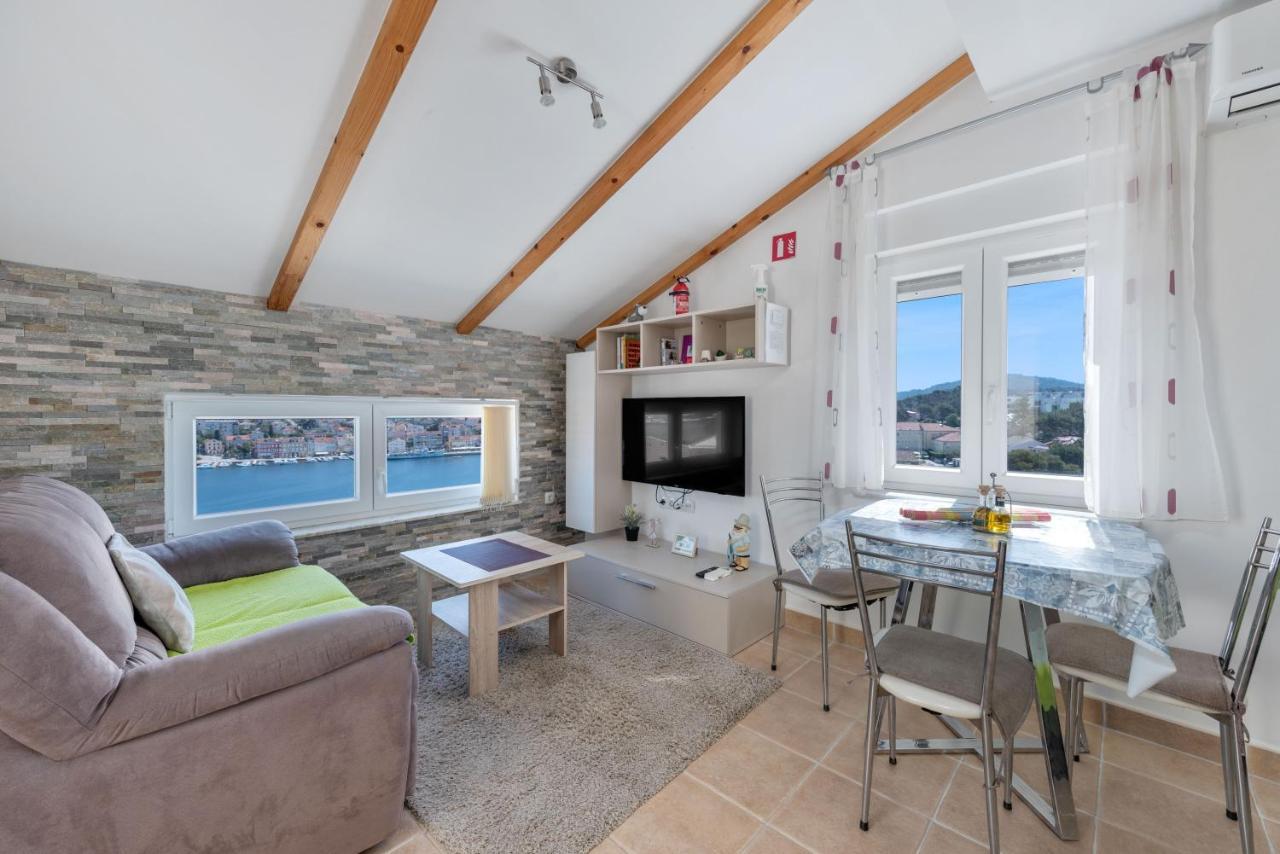 Apartments Joni Cikat Mali Lošinj Exterior foto