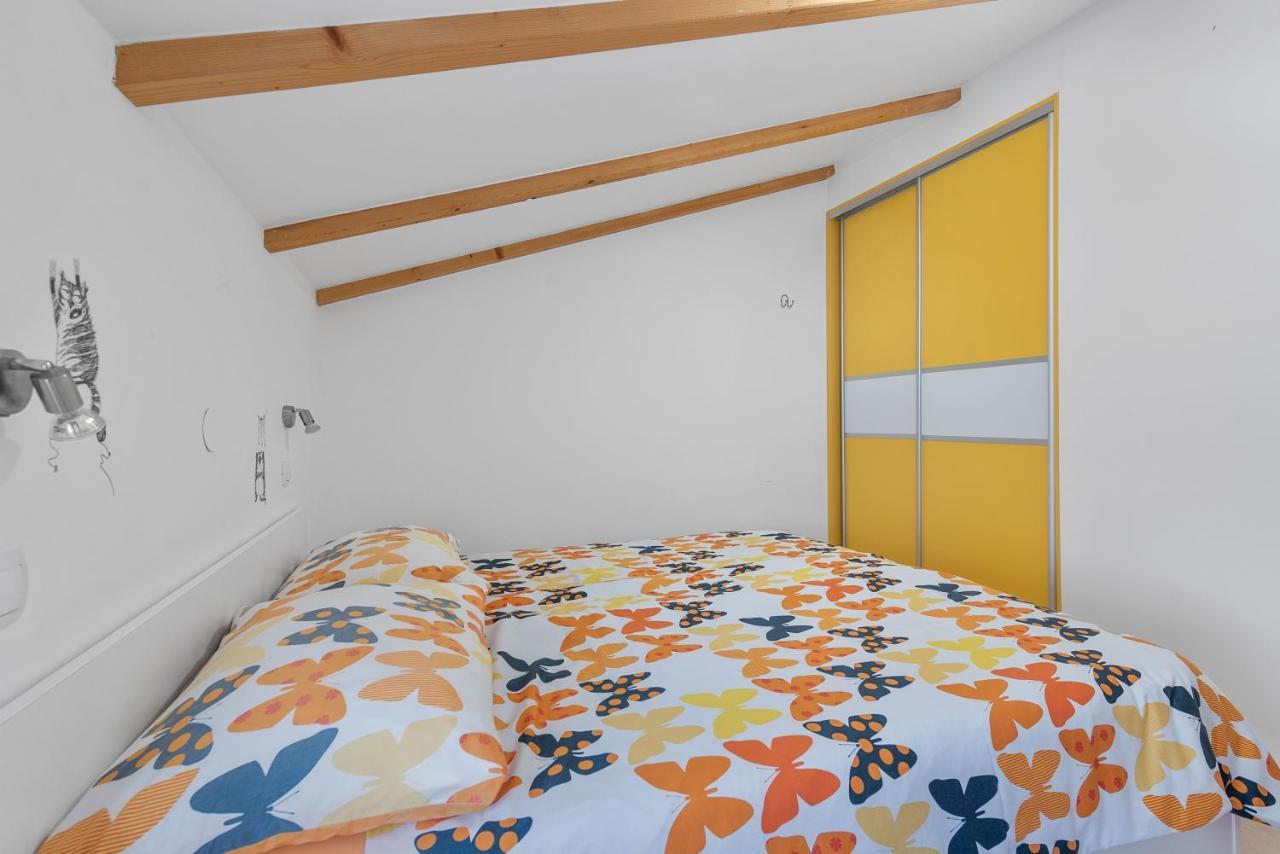 Apartments Joni Cikat Mali Lošinj Exterior foto