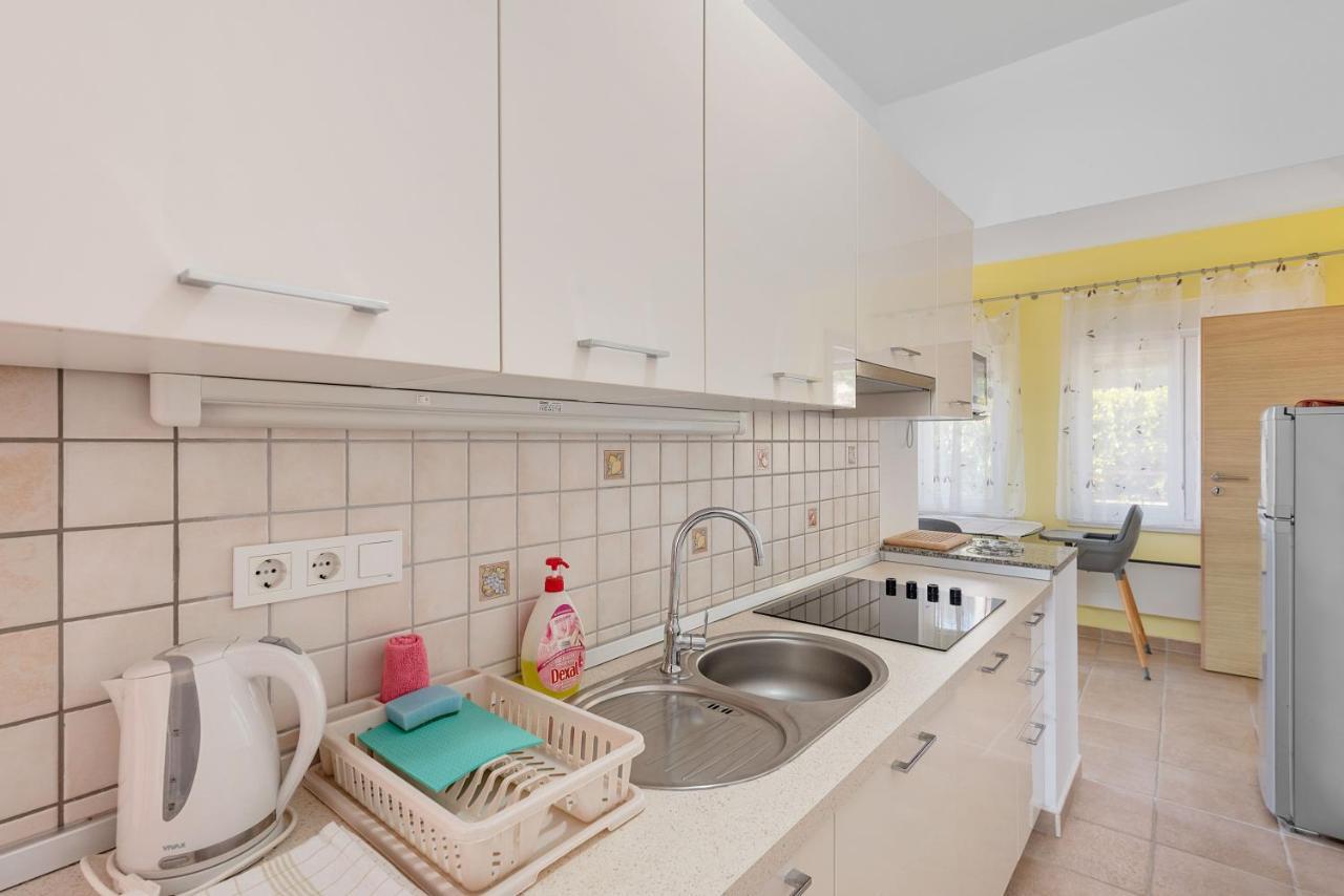 Apartments Joni Cikat Mali Lošinj Exterior foto