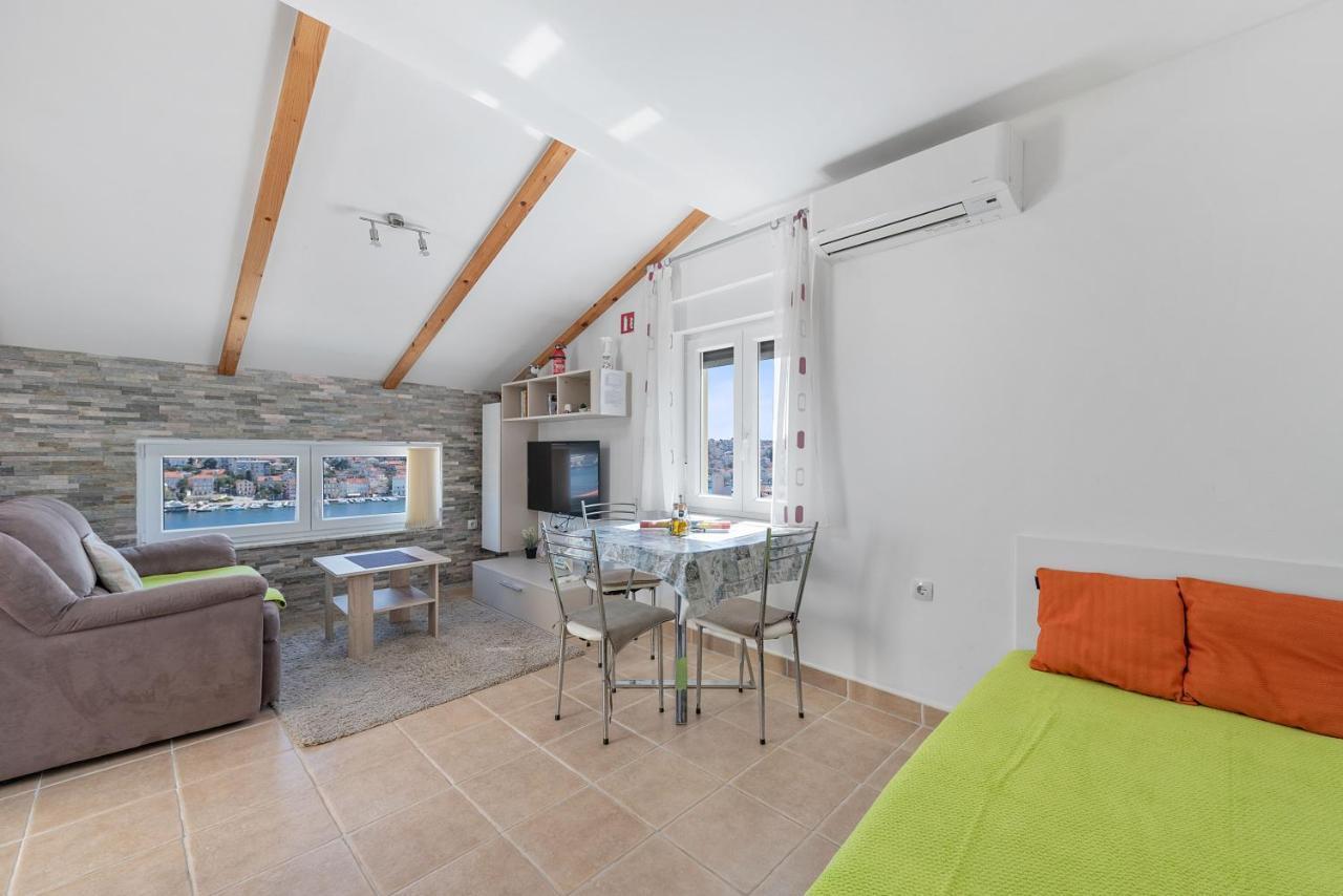 Apartments Joni Cikat Mali Lošinj Exterior foto