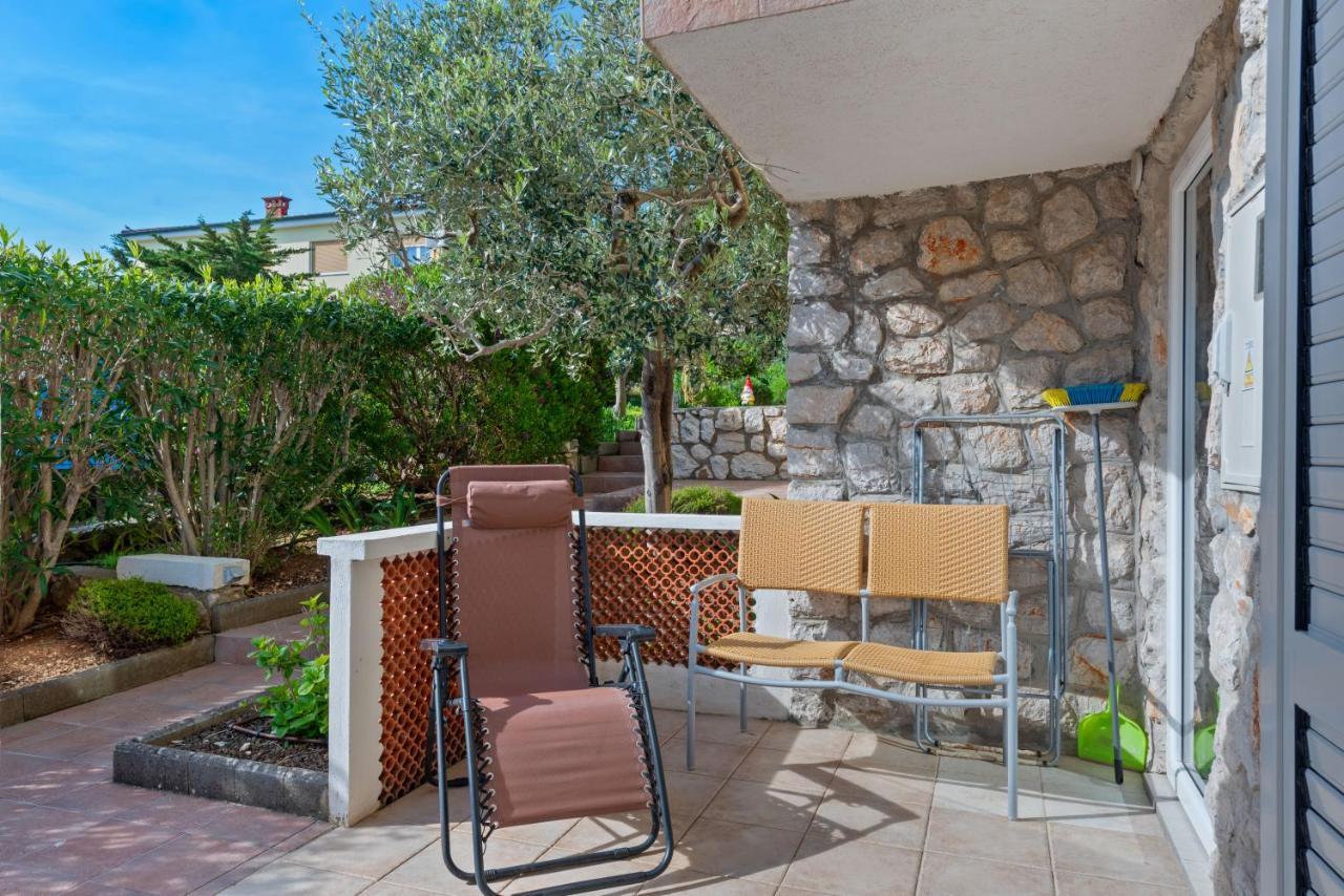 Apartments Joni Cikat Mali Lošinj Exterior foto