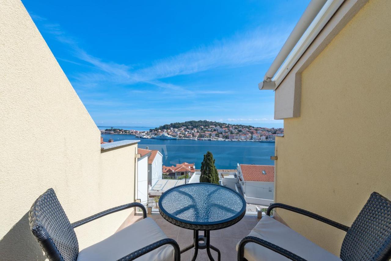 Apartments Joni Cikat Mali Lošinj Exterior foto