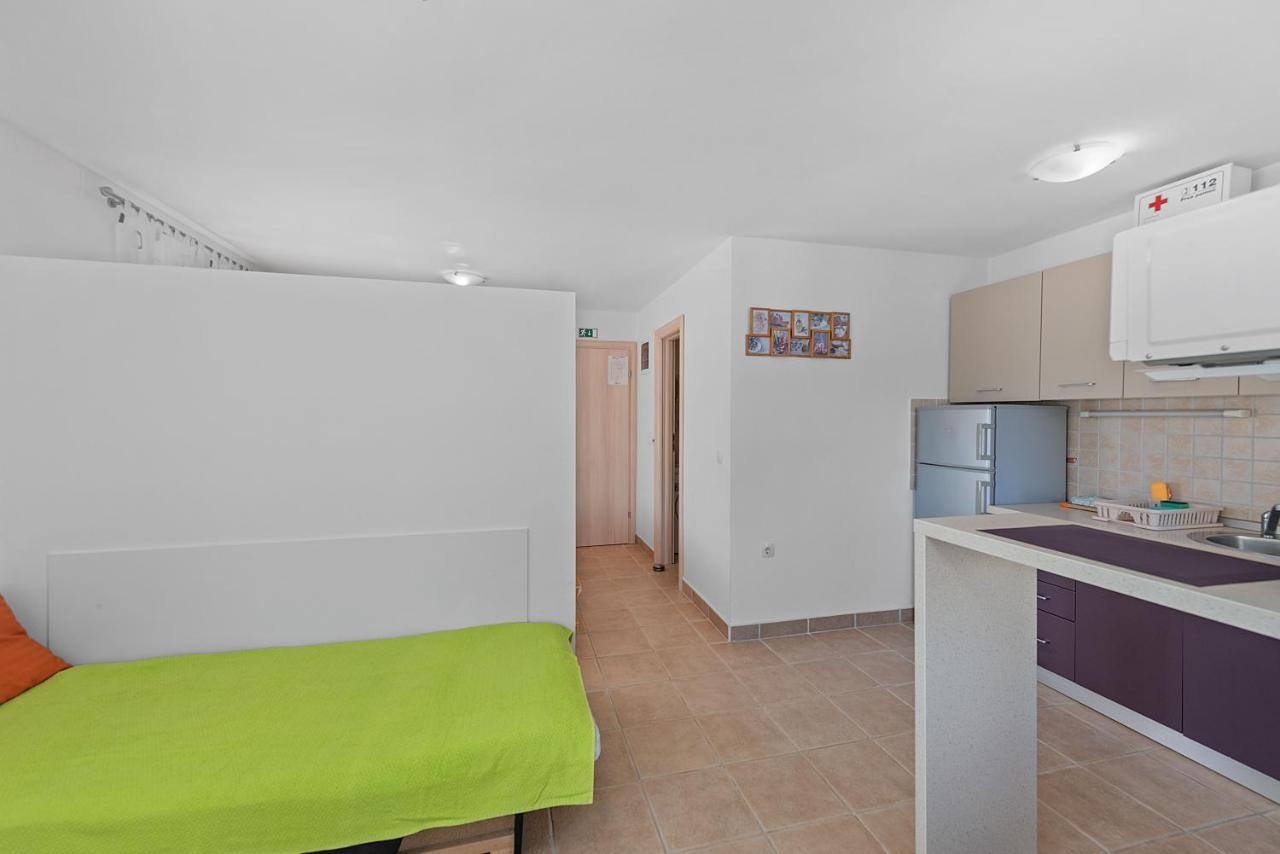 Apartments Joni Cikat Mali Lošinj Exterior foto